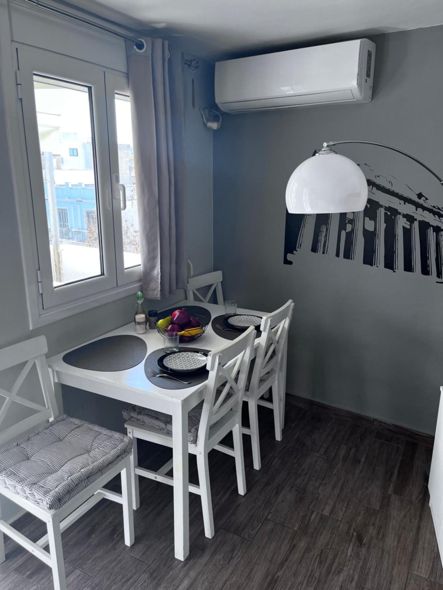 Cozy Studio Apartment In The Heart Of 아테네 외부 사진