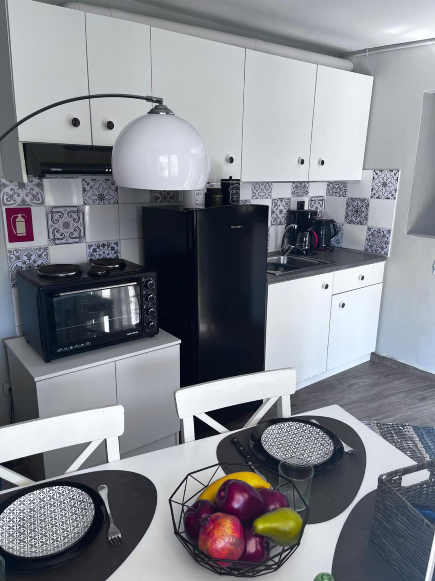 Cozy Studio Apartment In The Heart Of 아테네 외부 사진